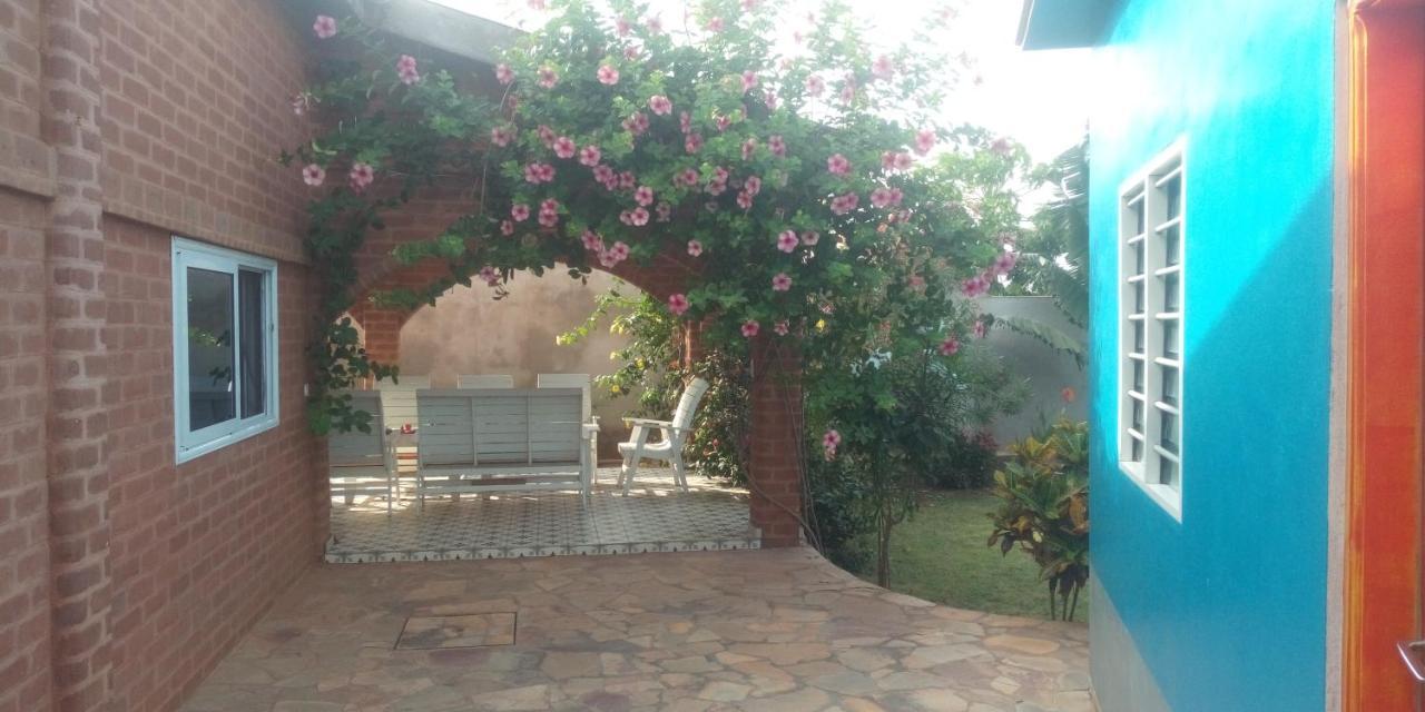 Maison Charlotte Forever Chambre D'Hotes Chez Un Couple Belgo Togolais Lome Exterior photo